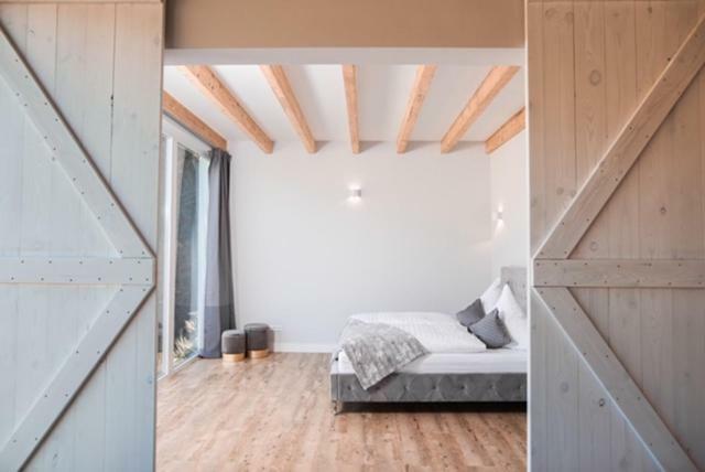 Ferienwohnung Otto-Dill-Halle Elmstein Extérieur photo